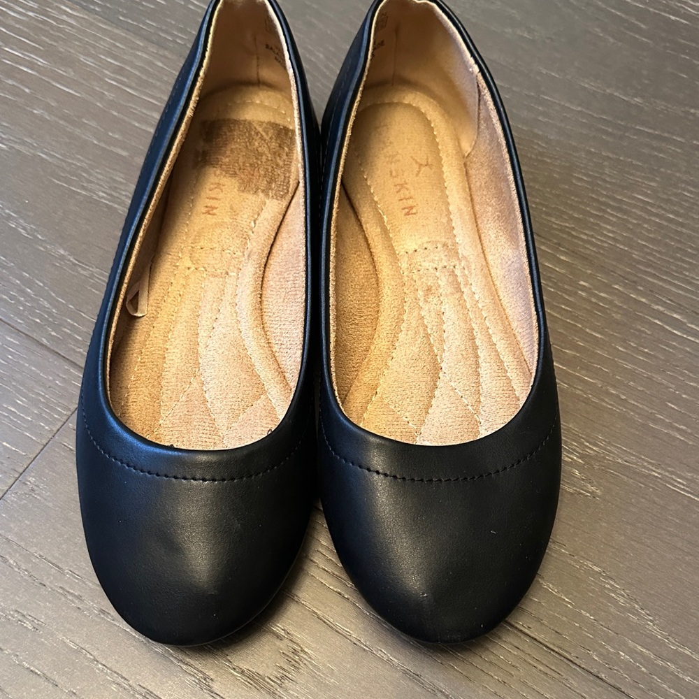 Danskin Women's Flats Size 6.5